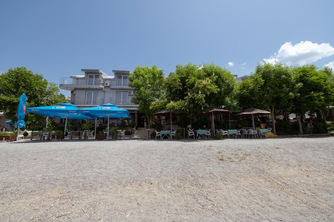 Hotel Holiday-M Охрид Экстерьер фото